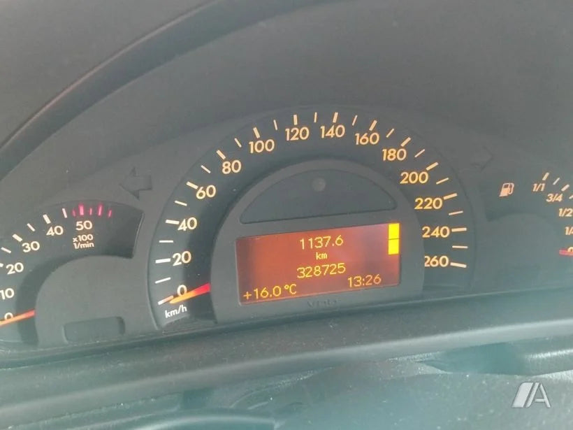 MERCEDES-BENZ Clase C 220