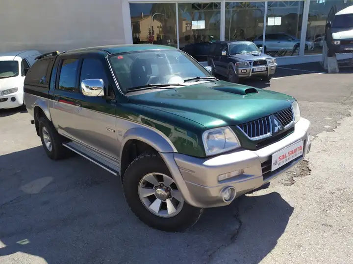 Mitsubishi L200 2004