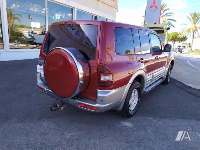 Mitsubishi Montero 2002