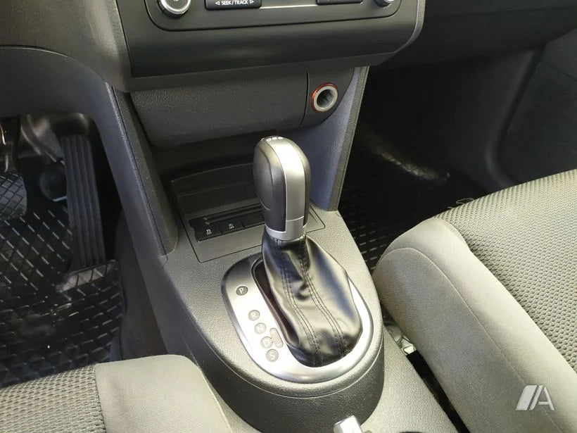 VOLKSWAGEN Touran 1.6TDI Business DSG 105