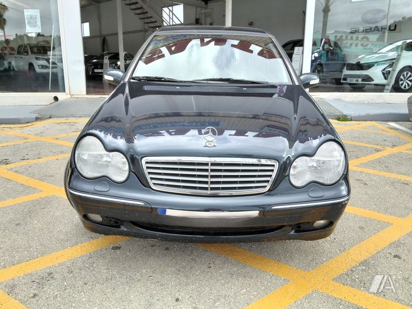 MERCEDES-BENZ Clase C 220