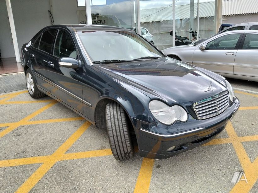 MERCEDES-BENZ Clase C 220