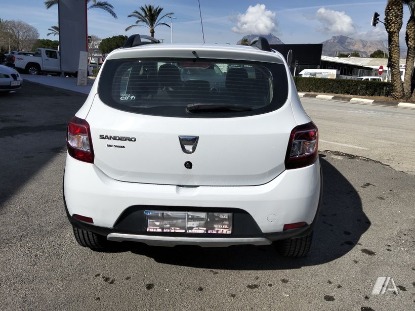 DACIA Sandero 2015