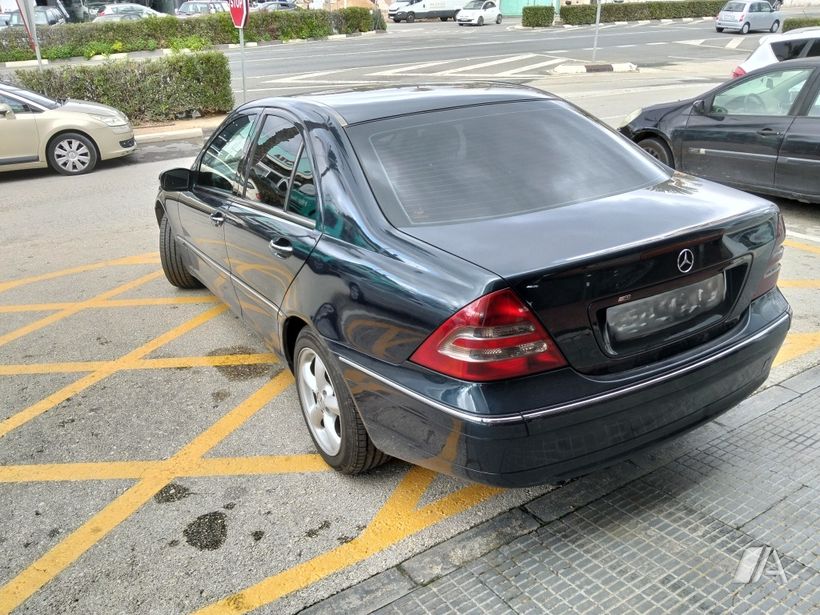 MERCEDES-BENZ Clase C 220